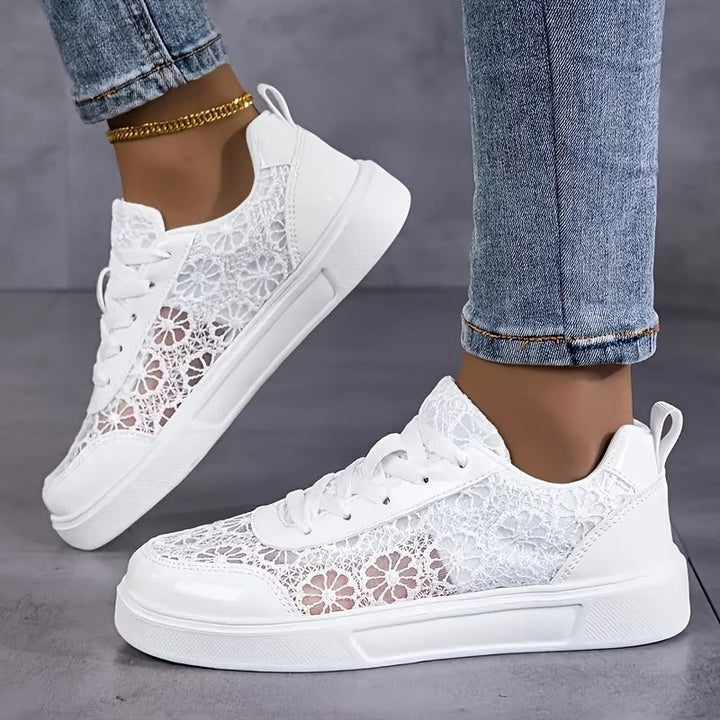 Damesschoenen – low-top met kanten patroon