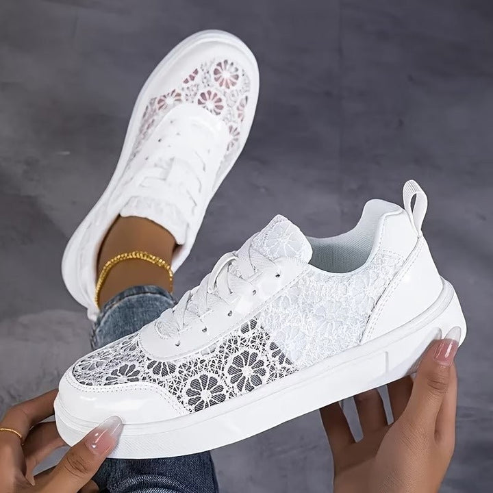 Damesschoenen – low-top met kanten patroon