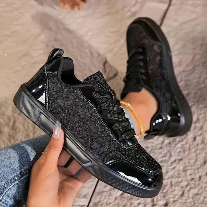 Damesschoenen – low-top met kanten patroon