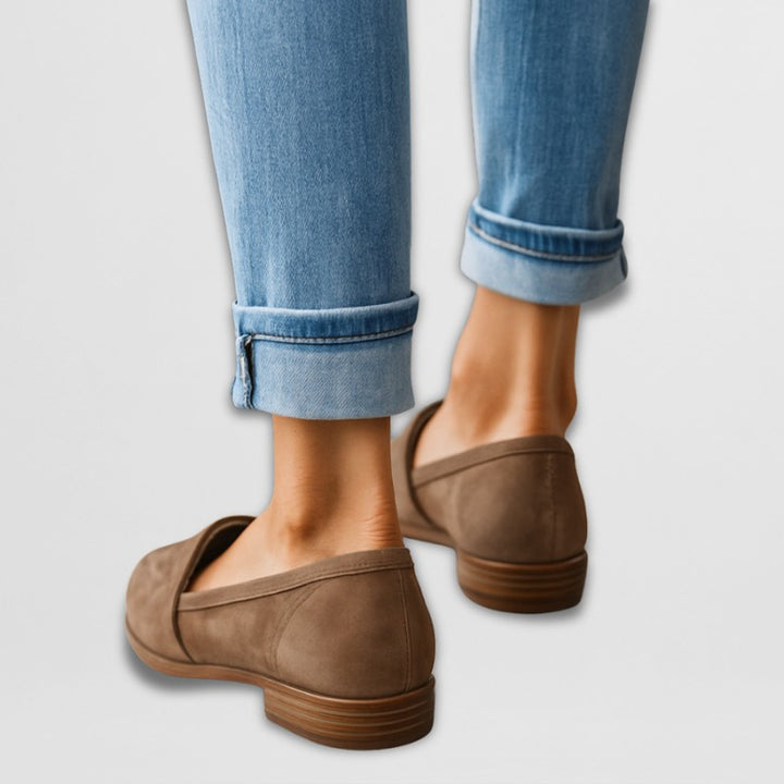 Damer Loafers - Spidse Slip-On med Remdetalje